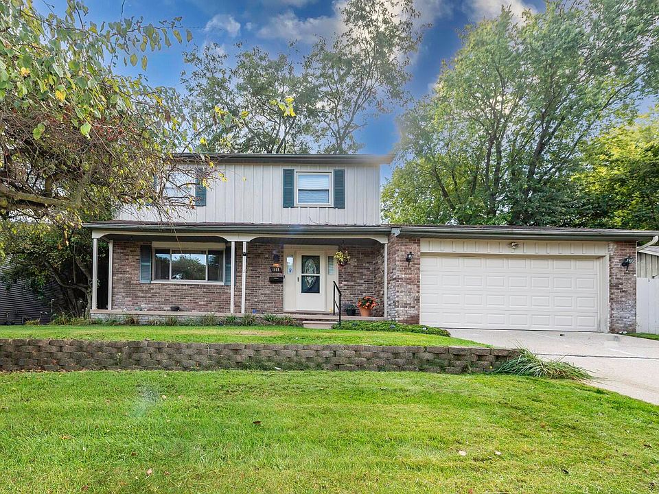 1st image of 1088 Mark Ave
