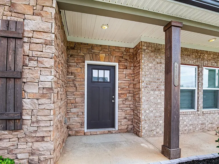 4787 Wellesley Dr — Photo 4