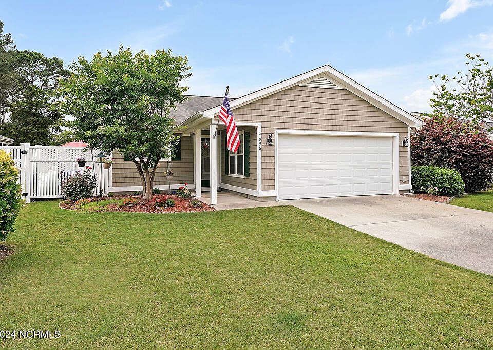 1st image of 4996 Glen Cove Drive SE