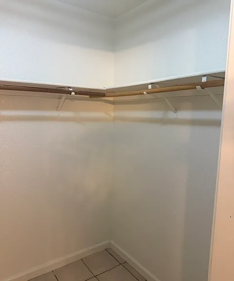 1017 Jayhawk Way — Photo 29