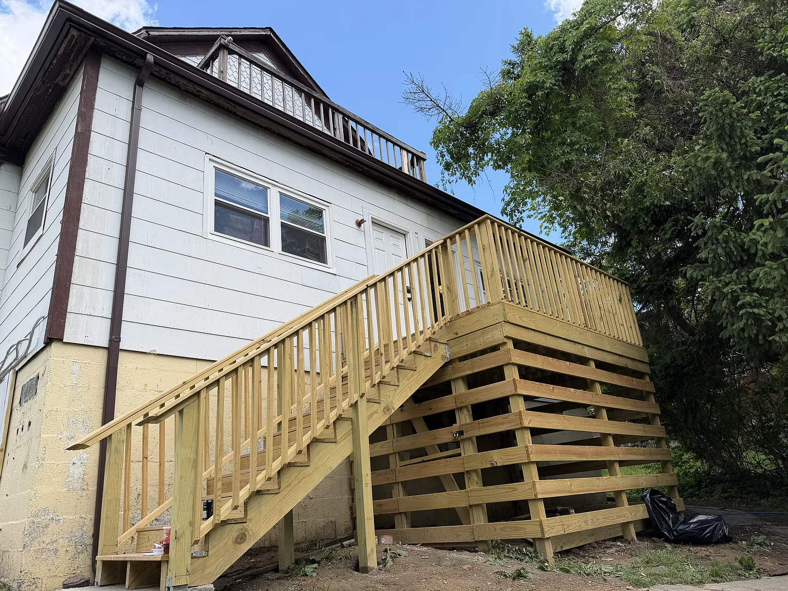 1221 Stuart Street - A — Photo 2