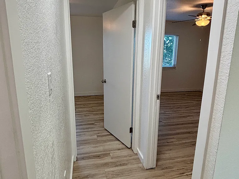 1629 Holly Dr #18 — Photo 11