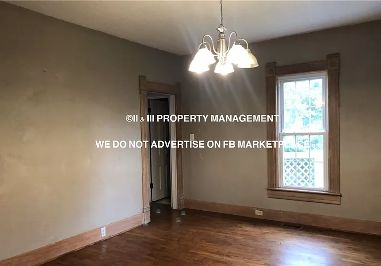 7108 W 86th St — Photo 12