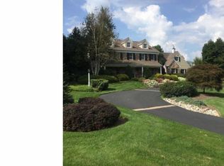 815 Macclesfield Rd, Furlong, PA 18925