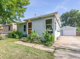2805 E 18th St, Sioux Falls, SD 57103