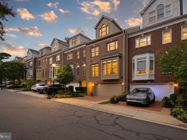 1719 22nd Ct N, Arlington, VA 22209