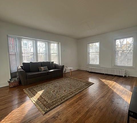 2nd image of 2854 N Summit Ave