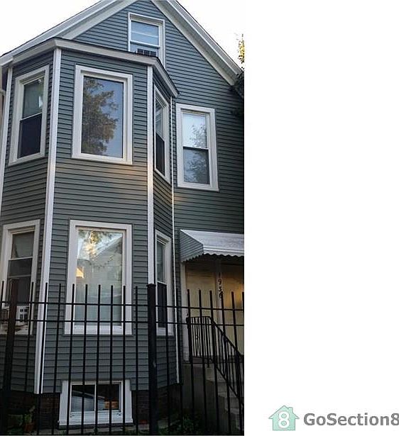 1st image of 1936 N Whipple St APT 2
