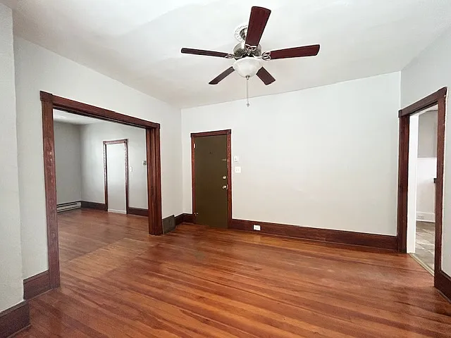 Living Room looking towards bedroom and entrance