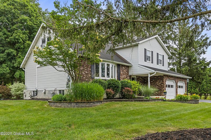 4th image of 6458 Vosburgh Road