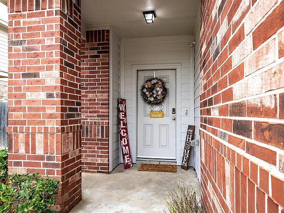 5th image of 8710 Morning Dove Ln
