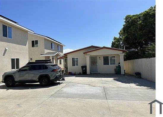 1st image of 4489 Menlo Ave