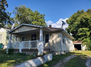 650 S Sycamore St, Decatur, IL 62522