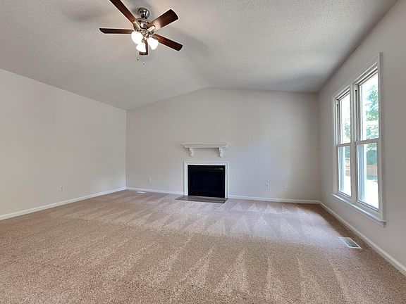 3rd image of 3403 Masters Dr