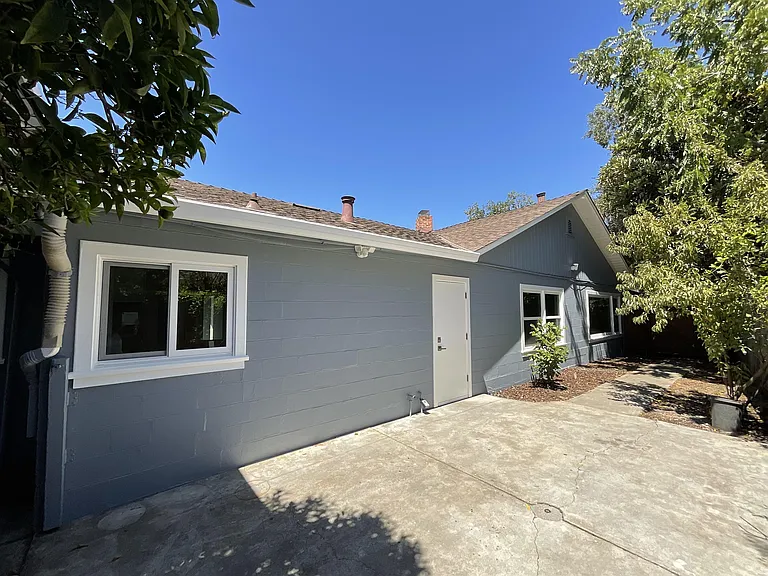1515 Hess Rd #6 — Photo 35