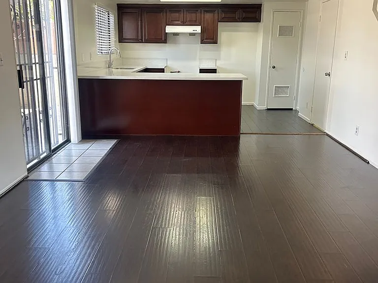 2120 Mountain View Rd — Photo 4