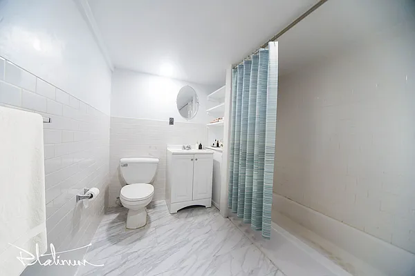 Rented by Platinum Properties | media 16