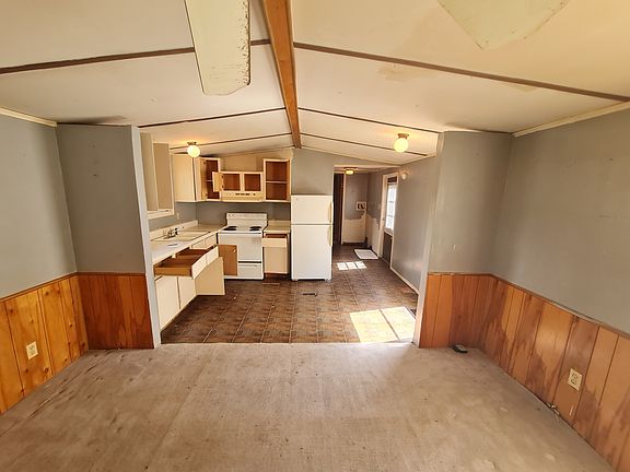 5th image of 2480B Rocky Hollow Ln