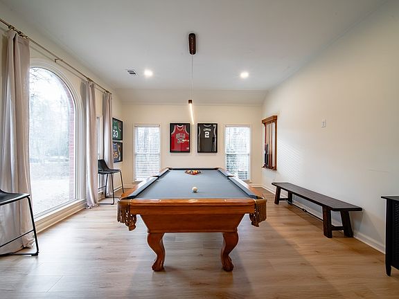 5th image of 58 Sweetwater Dr