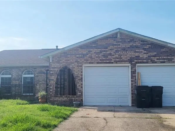 11010 Kinneil Rd, New Orleans, LA 70127