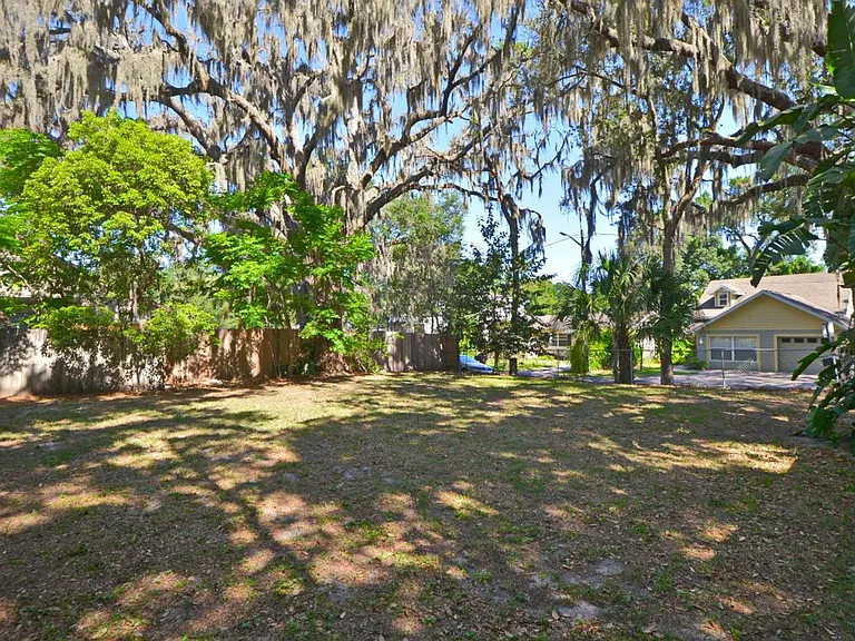 1928 Ferncreek Ave S — Photo 25