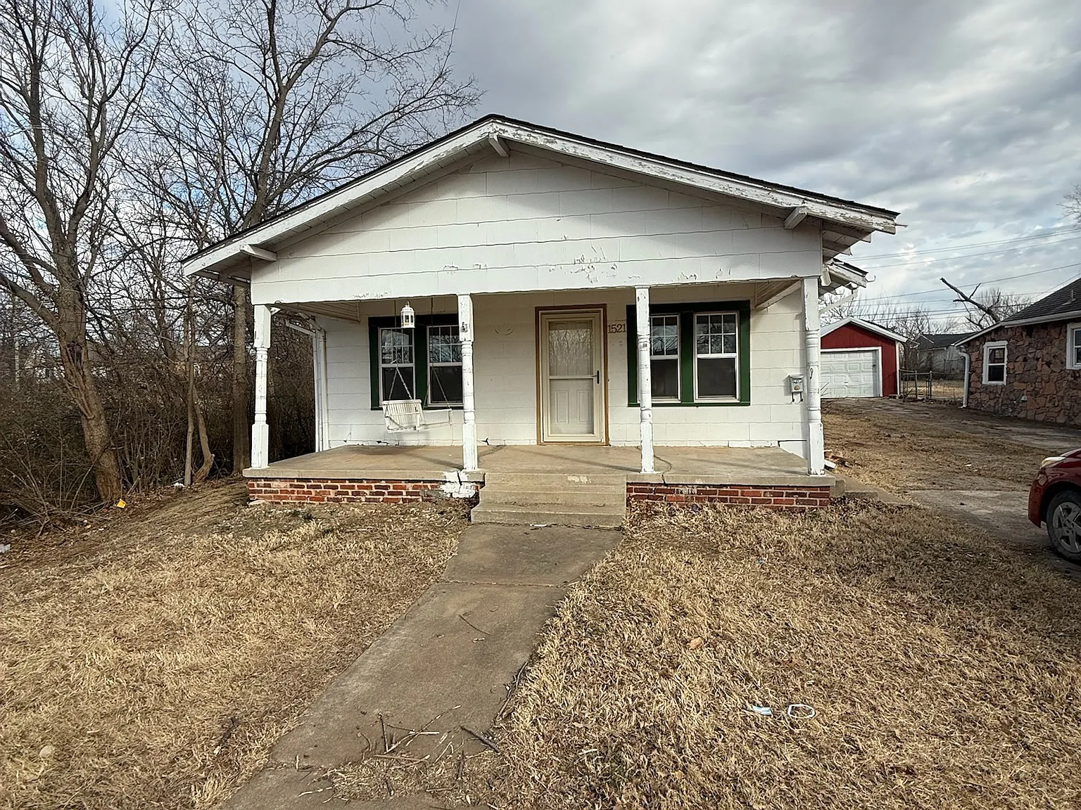 1521 N Park Ave — Photo 1