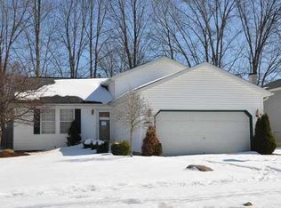 6101 Ridgeview Blvd, North Ridgeville, OH 44039