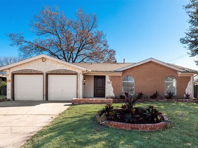 1725 Acosta St, Grand Prairie, TX, 75051