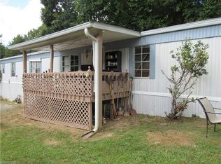 6 E Keesler Ave, Black Mountain, NC 28711