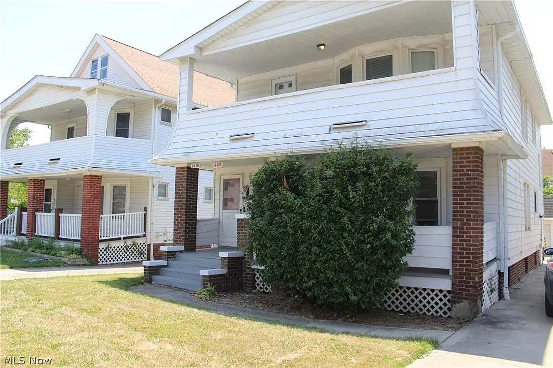 2 bed, 1.0 bath, $1,250 — Photo 1