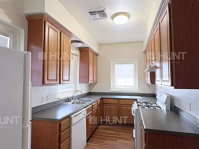 2279 Artillery Post Rd — Photo 4