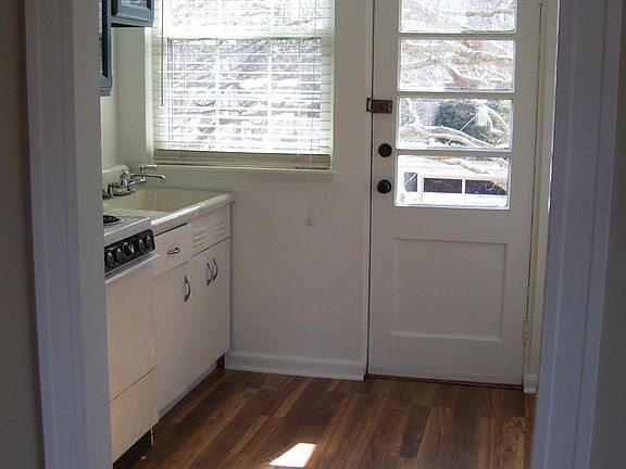 3rd image of 601 Cleveland St Unit 9F