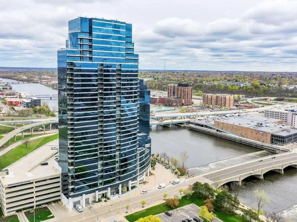 335 Bridge St NW APT 2202, Grand Rapids, MI 49504