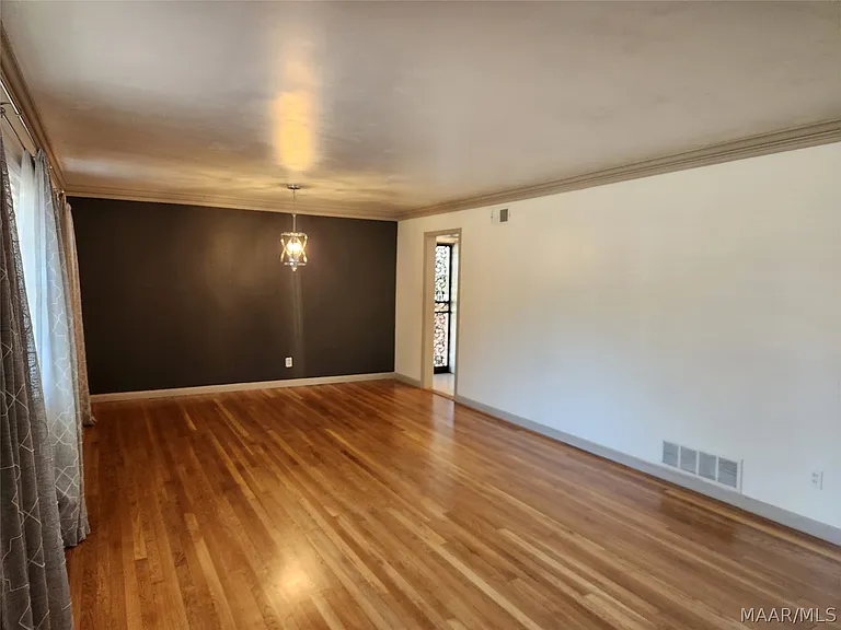 2814 Ashley Ave — Photo 7