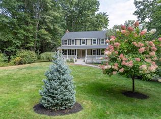 25 Teloian Dr, Pelham, NH 03051