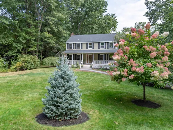 25 Teloian Drive, Hudson, NH 03051