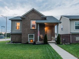 100 McCowans Ferry Aly #A, Versailles, KY 40383