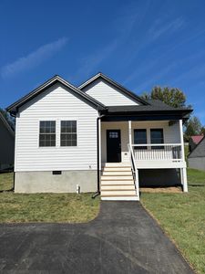 909 Fairfax Ave, Waynesboro, VA, 22980