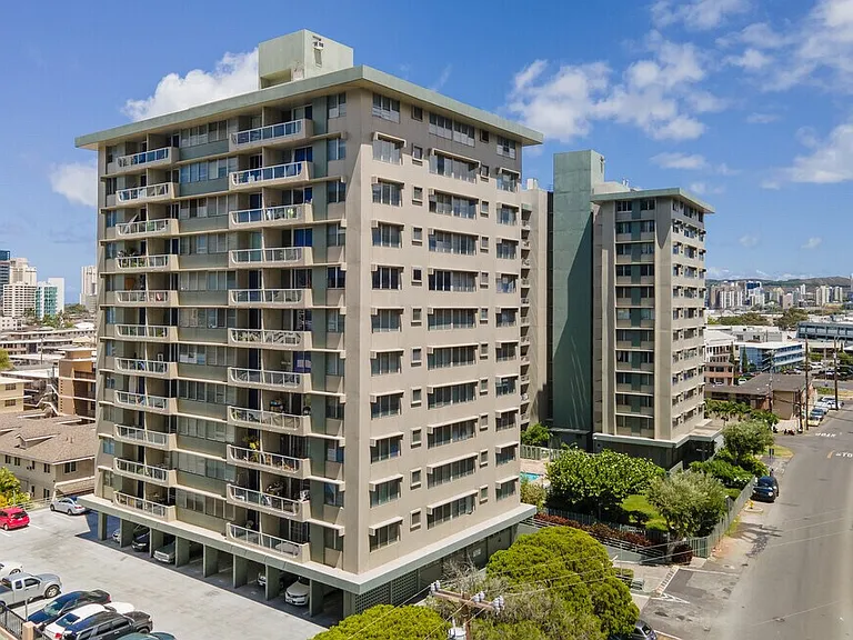 2651 Kuilei St #B81 — Photo 1