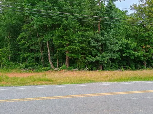 5118 Summit Ave, Greensboro, NC 27405