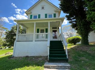 1226 Gilmer Ave NW, Roanoke, VA 24017