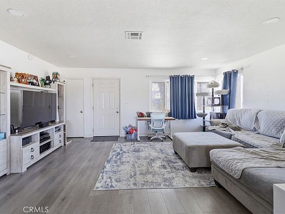 3rd image of 7363 Sage Ave