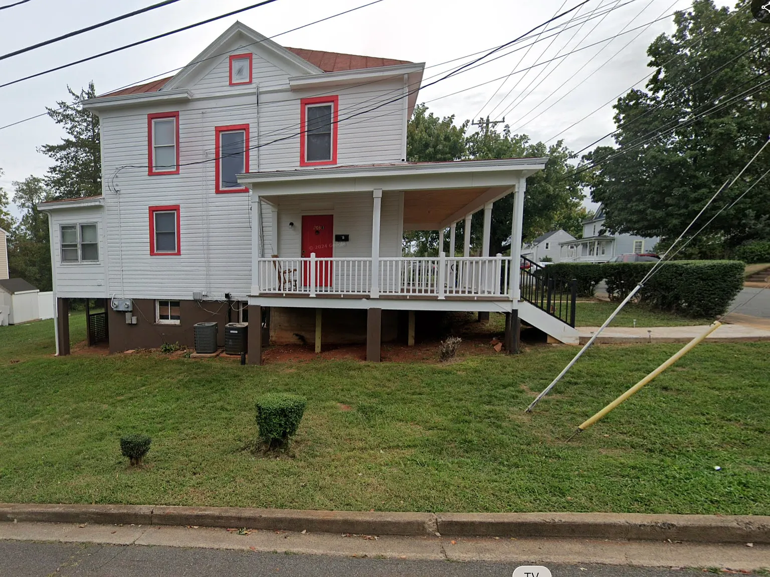 2 bed, 960 sqft, $1,300 — Photo 3