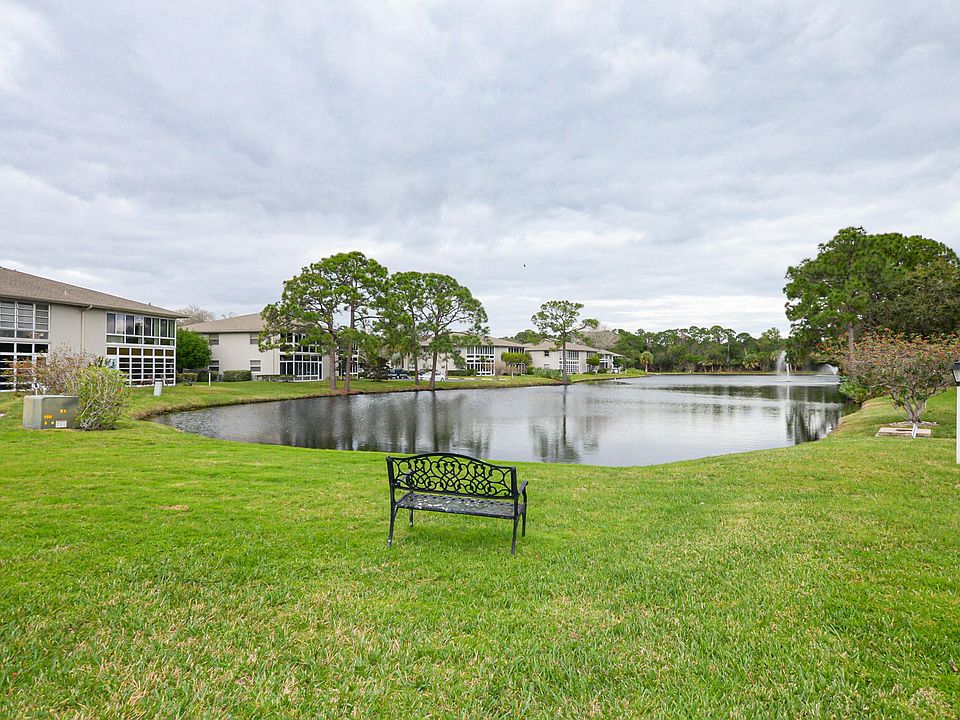 1st image of 7 Lake Vista Trail #201