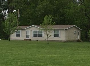 1251 County Road 1800 E, Fairfield, IL 62837