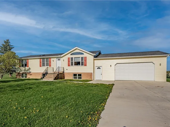 2592 Wilson Cambria Rd, Wilson, NY 14172