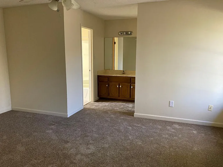 6966 Tobin Dr — Photo 6