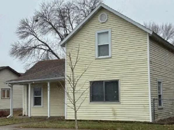 605 N Prairie St, Lake City, MN 55041