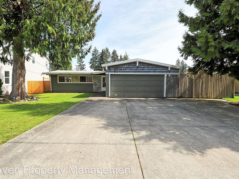 1st image of 1618 166th Ave NE