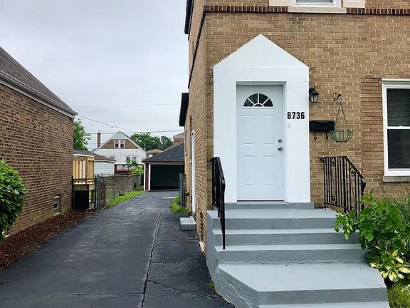 3rd image of 8736 S Mozart Ave